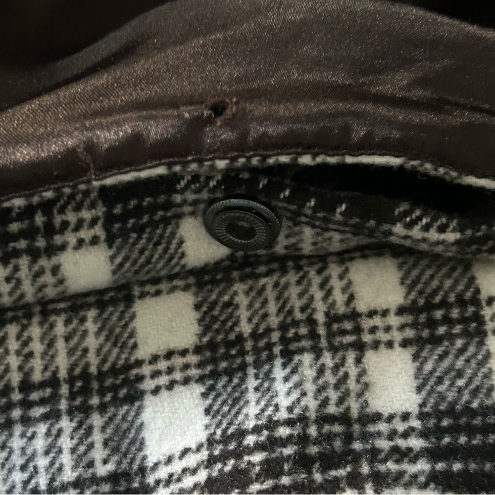 EUC Hurley hooded coat size medium - Picture 12 of 17
